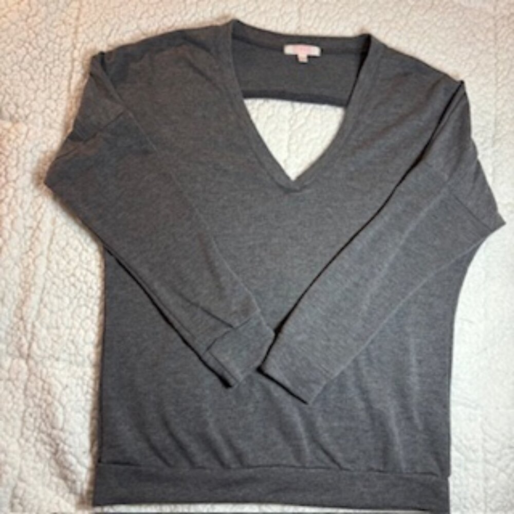 CXO Woman's size small grey V-neck sweater with back cutout